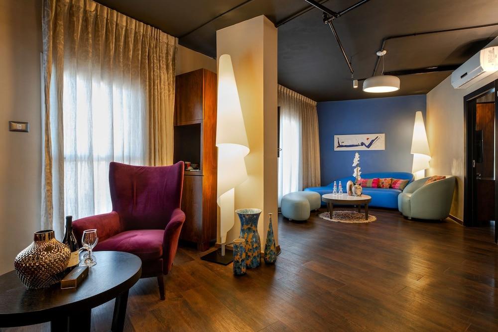Play Seaport Suite Hotel Tlv Тель-Авів Екстер'єр фото