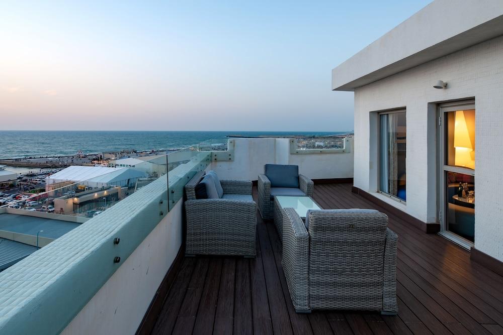 Play Seaport Suite Hotel Tlv Тель-Авів Екстер'єр фото