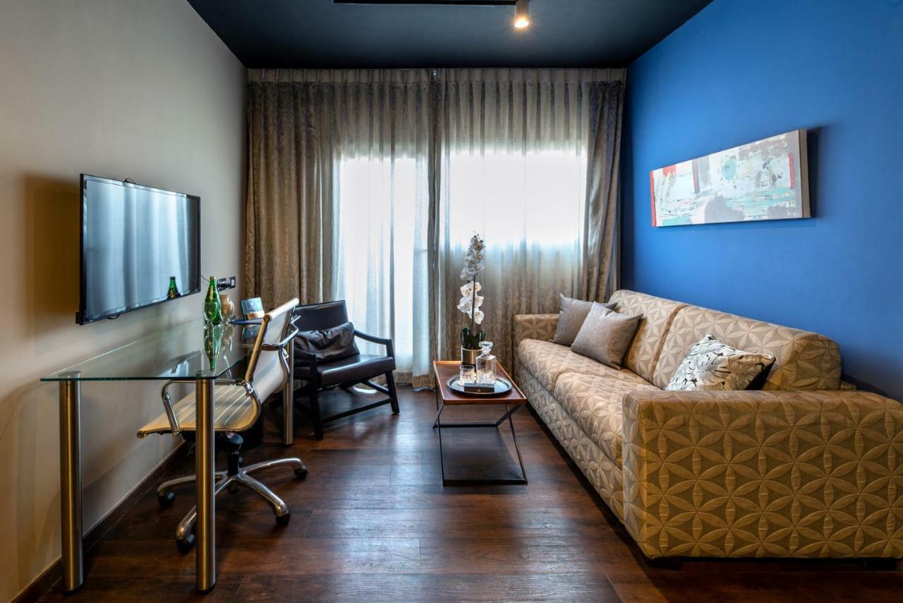 Play Seaport Suite Hotel Tlv Тель-Авів Екстер'єр фото
